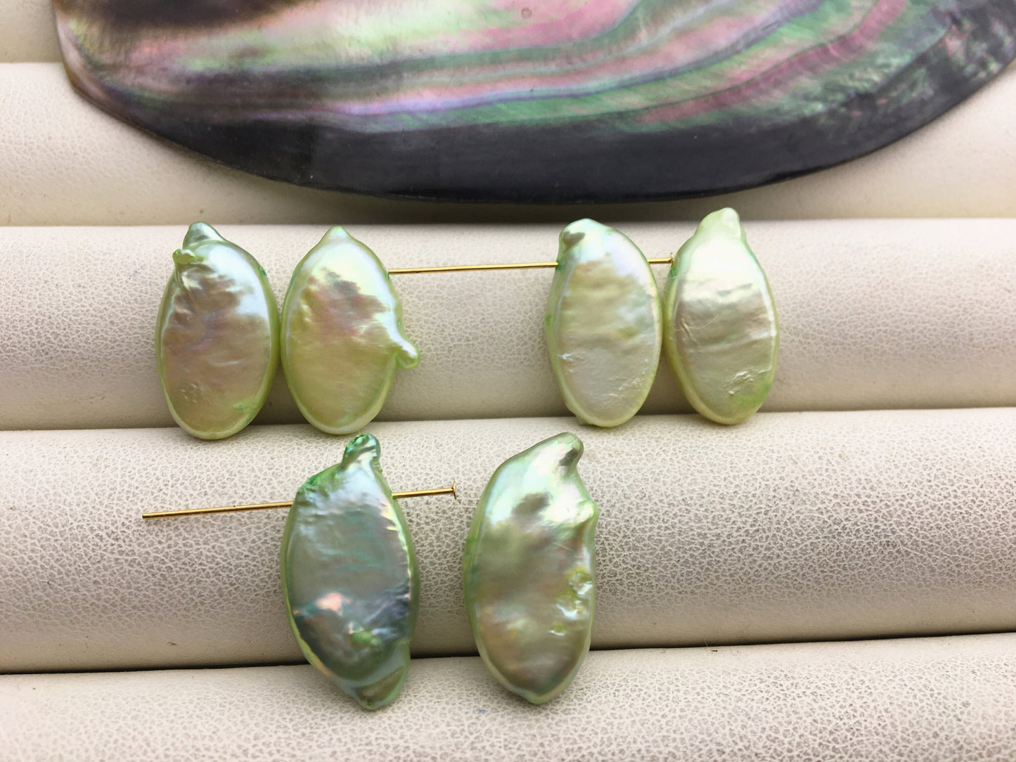 2 pairs AA 10-11mm Green Ellipse Freshwater Pearl loose Beads Pair,wholesale,ZS-103-37-56