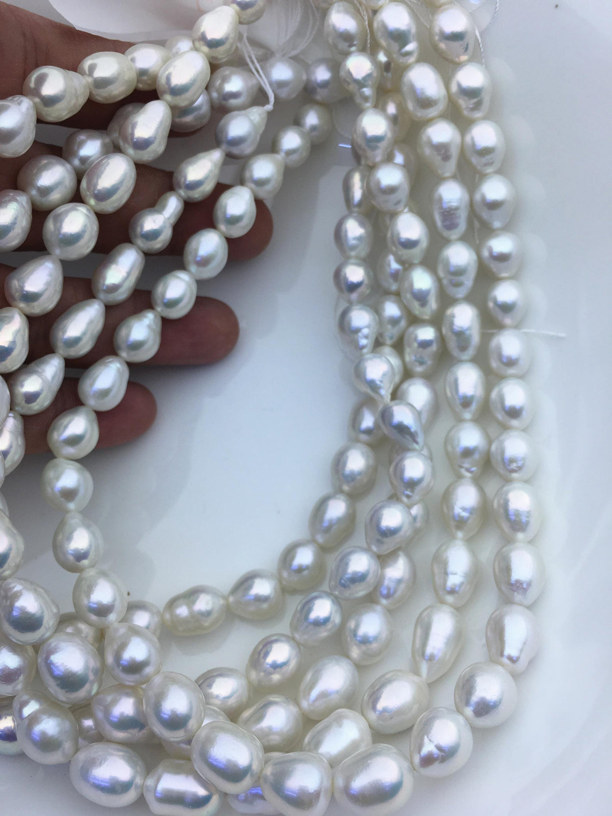 AAA 9-11mm white long rice freshwater pearls,Christmas,Valentine's Day gift,for pearl necklace,Love,Happiness,LR10-T13