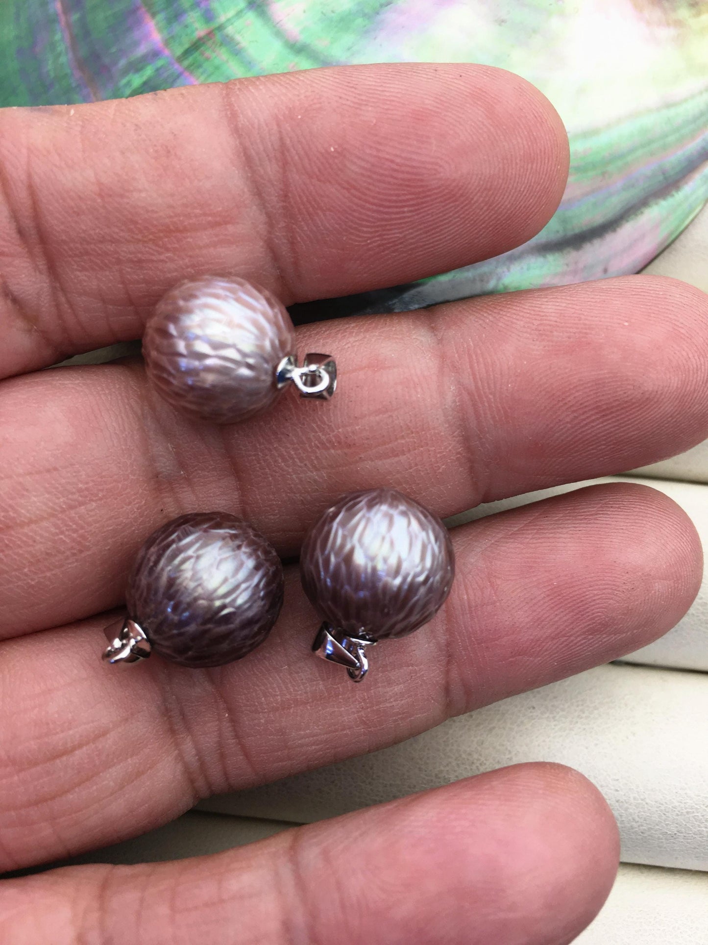 1pc AAA 12-13mm Purple Freshwater Pearl pengdant - sterling silver - Hand Carved - NC1-042