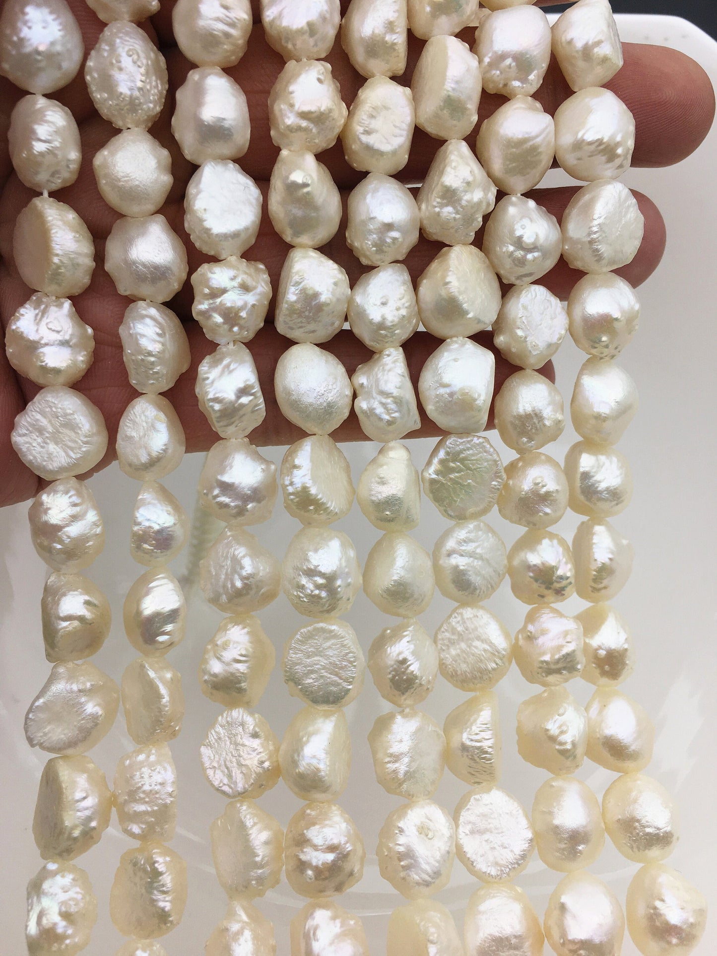 AAA around 9-11mm natural white thorn freshwater pearl,LM10-T10