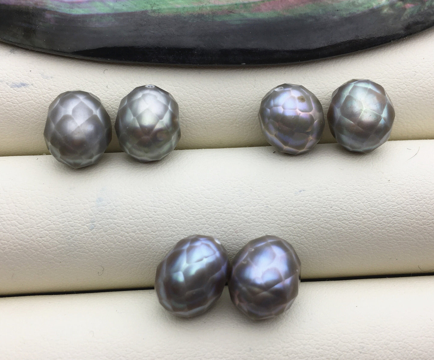 1 pair AAA 9.3-10mm Gray carved rice freshwater pearl pairs,oval pearl,LR9-3A-4-1