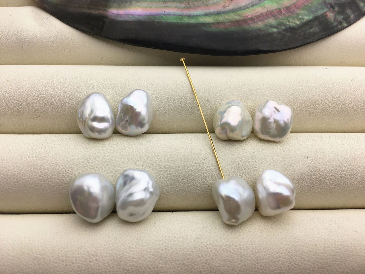 1 pair AAA 10-11mm White keshi pearls Pair,for make dangle earrings,baroque pearl,loose pearl beads,very high luster,ZS-127-62-11
