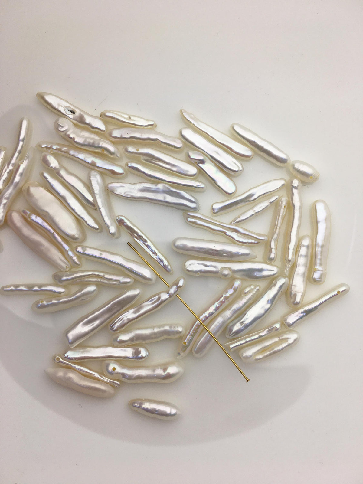 20pcs AAA 3-5x15-22mm White Toothpick pearls,0.8mm top side hole,ZS-80-9