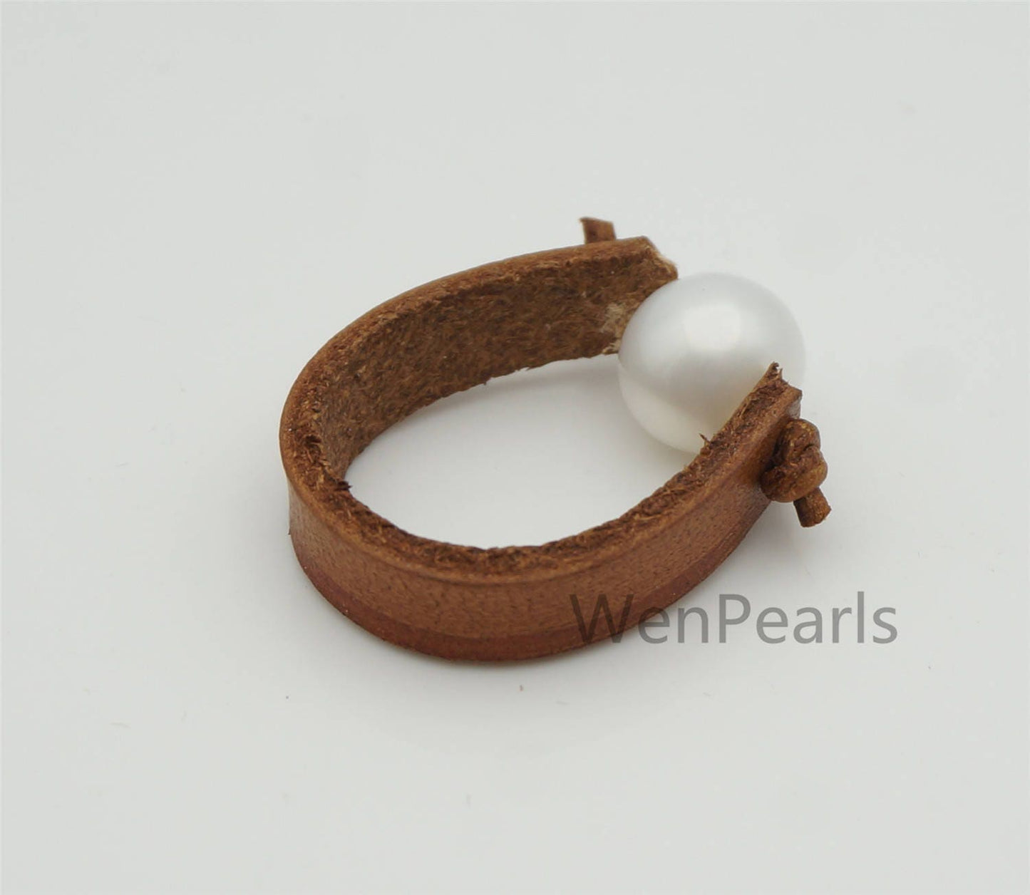 White Pearl and Leather Ring- fashion ring, Genuine freshwater pearl - Real leather - Select Leather Color - Le55-001