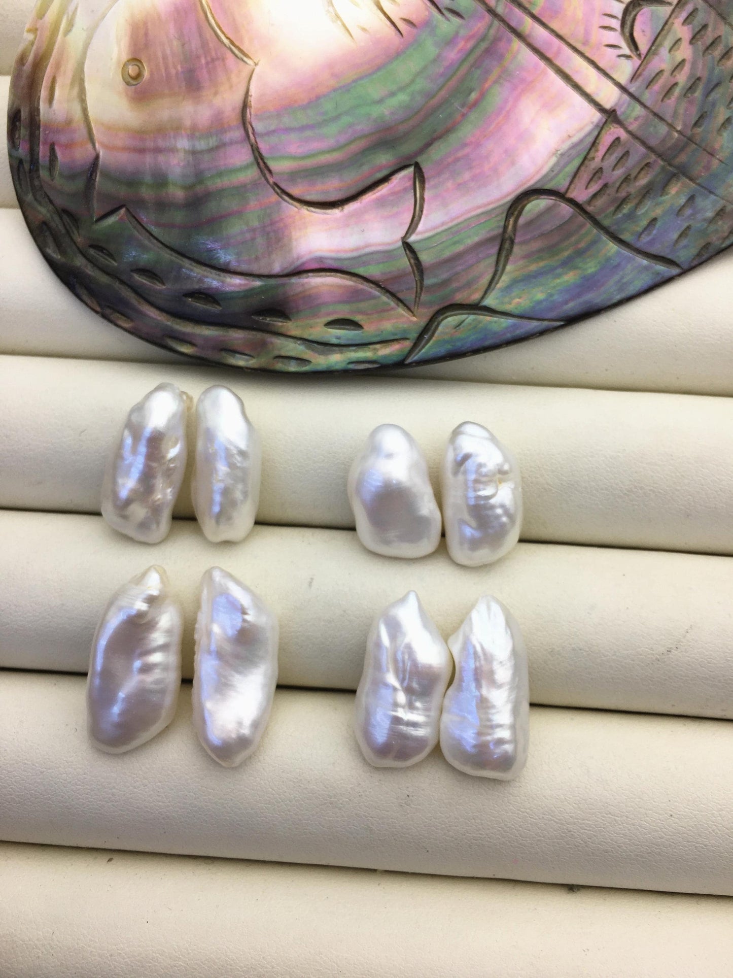 2 pairs AA+ 10-12mm White Biwa keshi pearls Pair,no hole,ZS-127-36-7