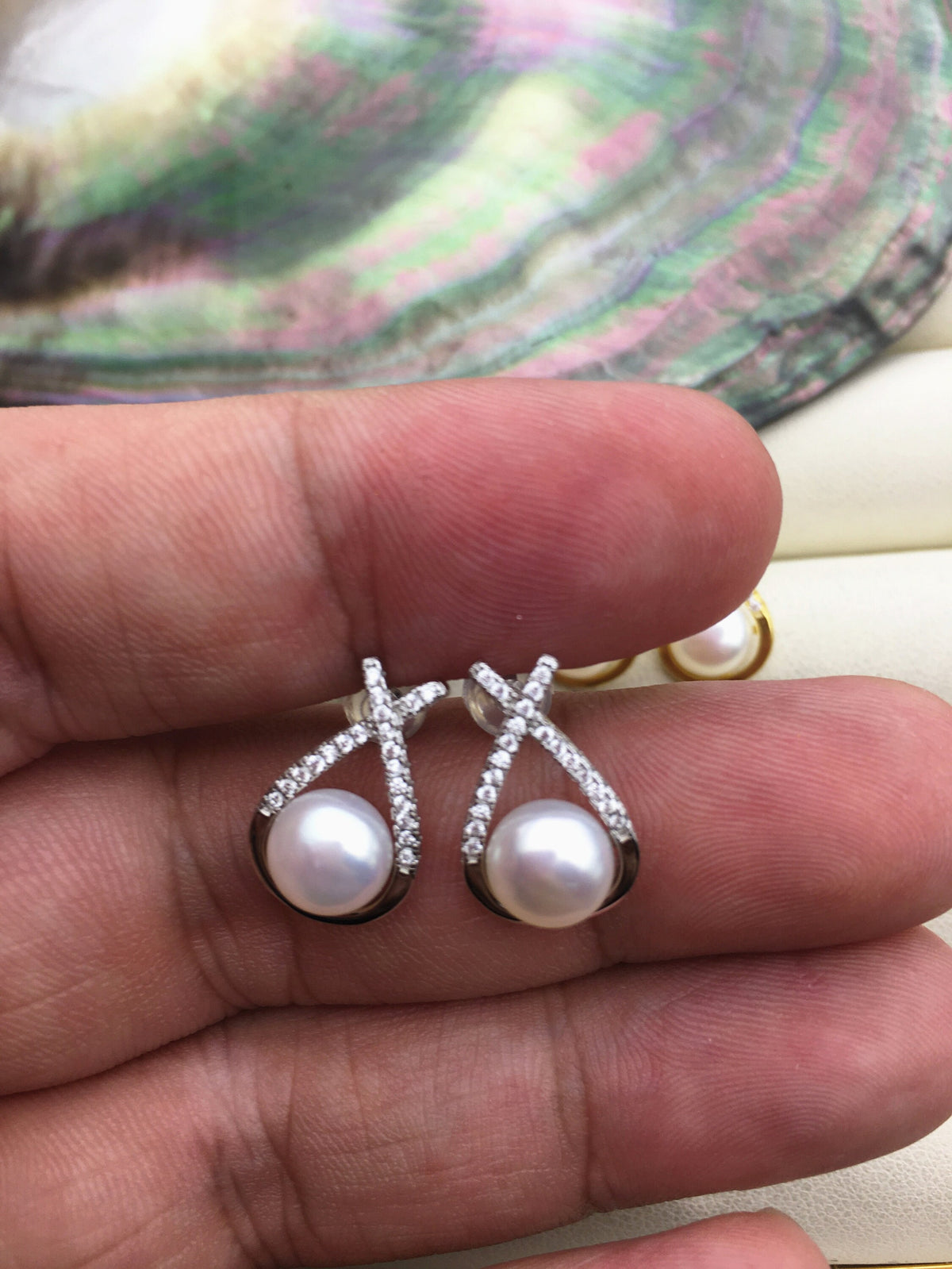 1 pair silver/gold AAA pearl stud earrings,real pearl earrings,pearl for women ,crystal and pearl earrings,SE3-038