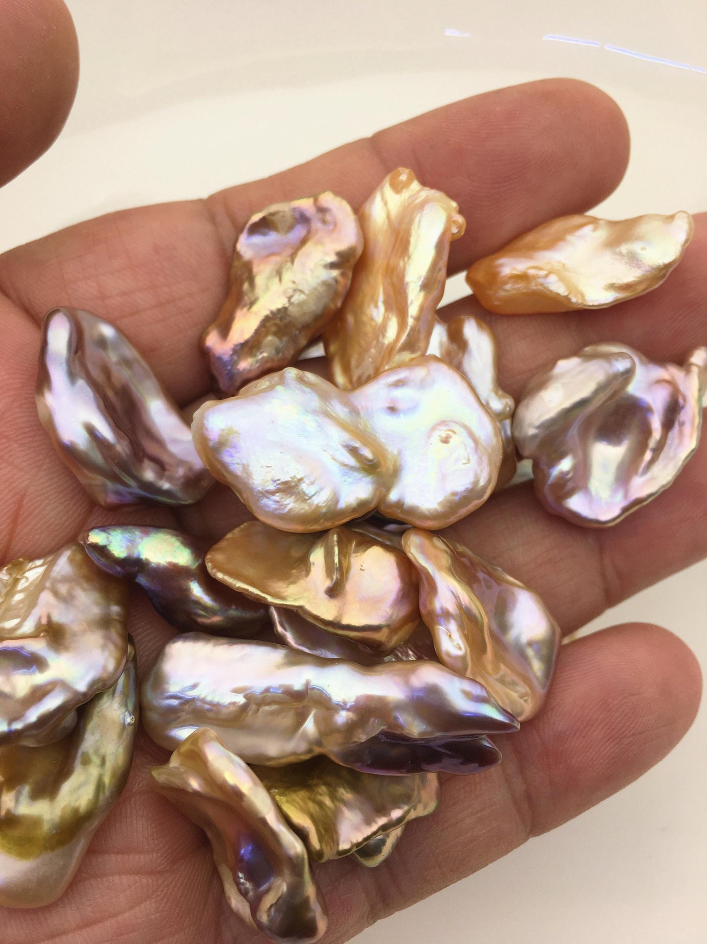 23pcs AAA/AA+ 11-18mm natural mix color rainbow keshi Freshwater Pearls,no hole,ZS-127-1-15