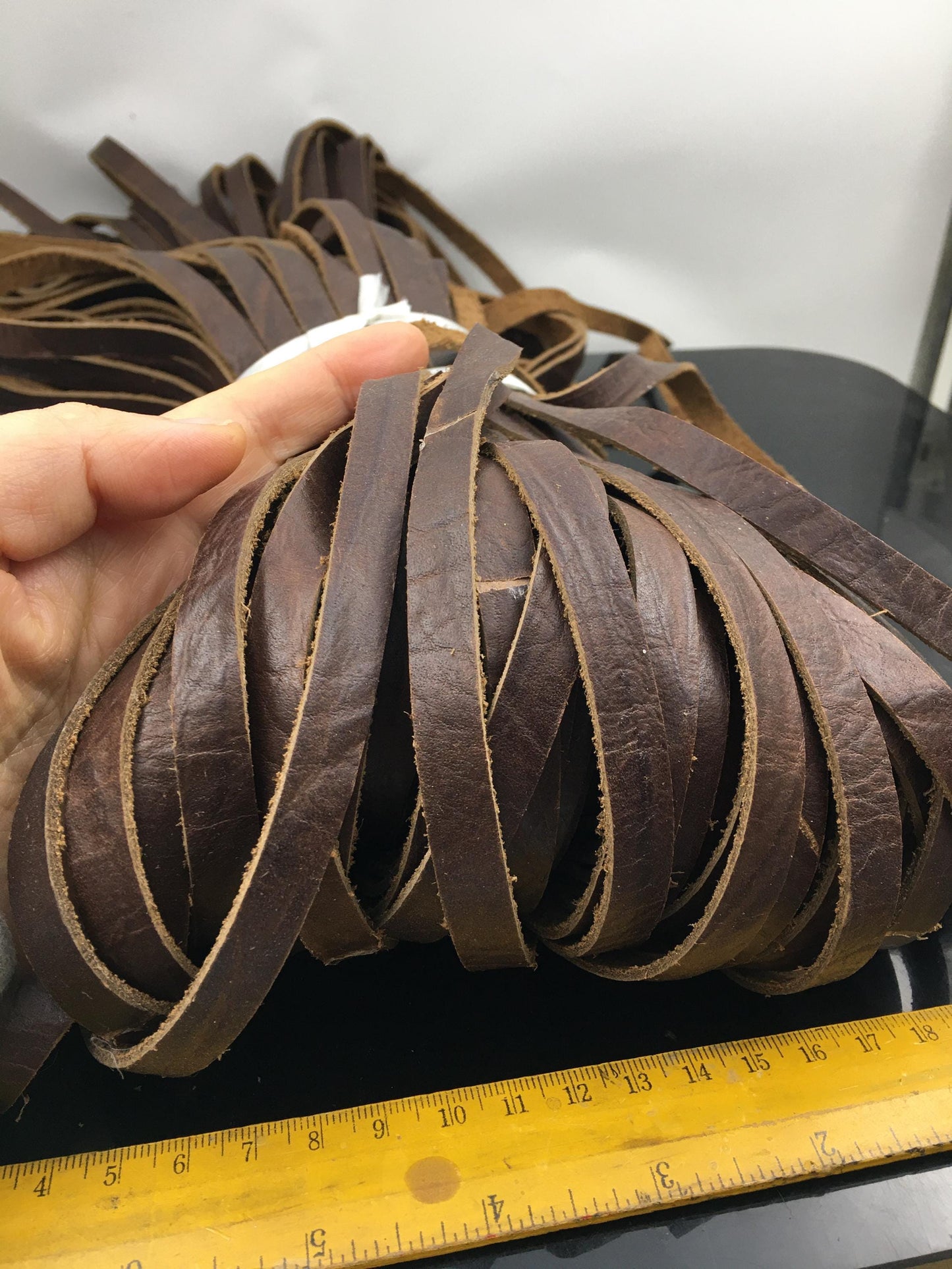 2 yards 10mmx2mm Flat crazy-horse Oil Leather Cord,Select Length,Wholesale Jewelry Supplies,Distressed Matte Finish,LC10-201