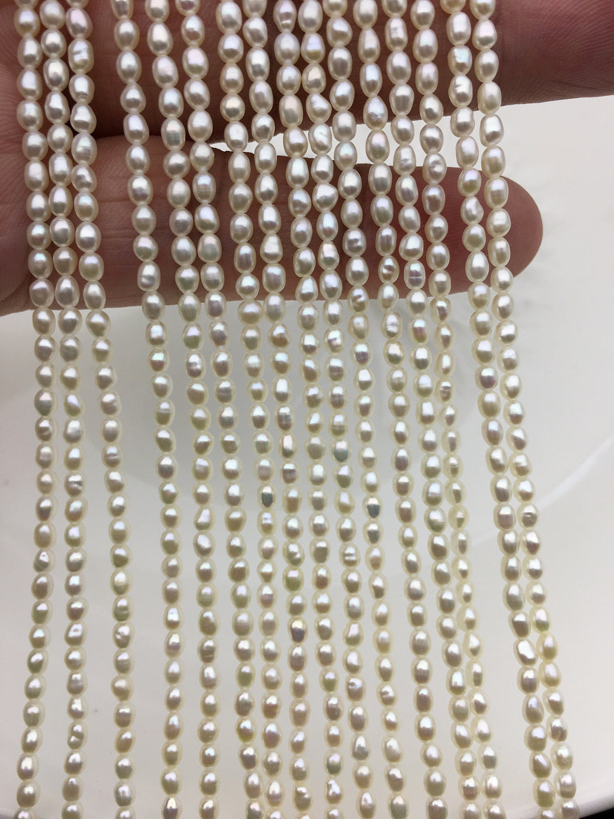 AAA 2.5-2.7x3.6-4.9mm white rice pearls,oval loose pearl beads,diy pearl,genuine pearl,Cultured pearl,diy pearl beads,LR2-3A-23