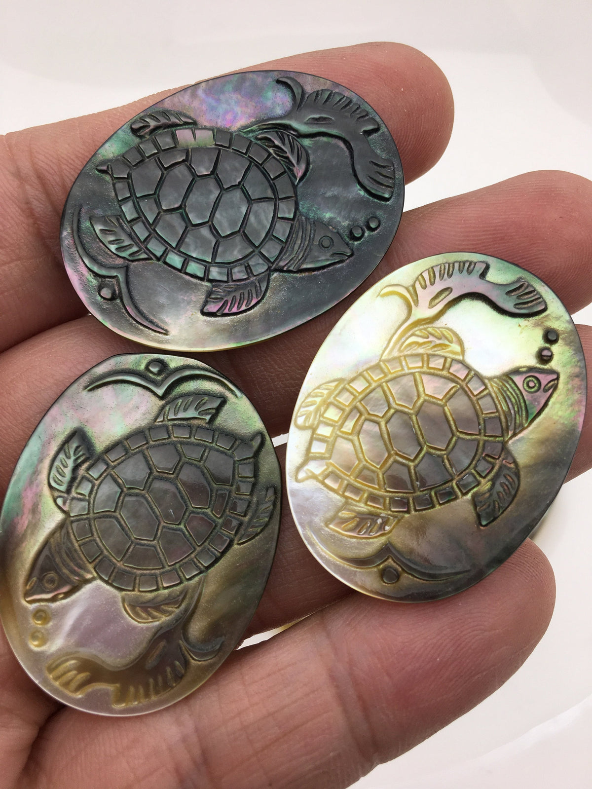 2pcs Mother of tortoise pendant- tortoise shell beads -30mmx40mm - ASH-002-3