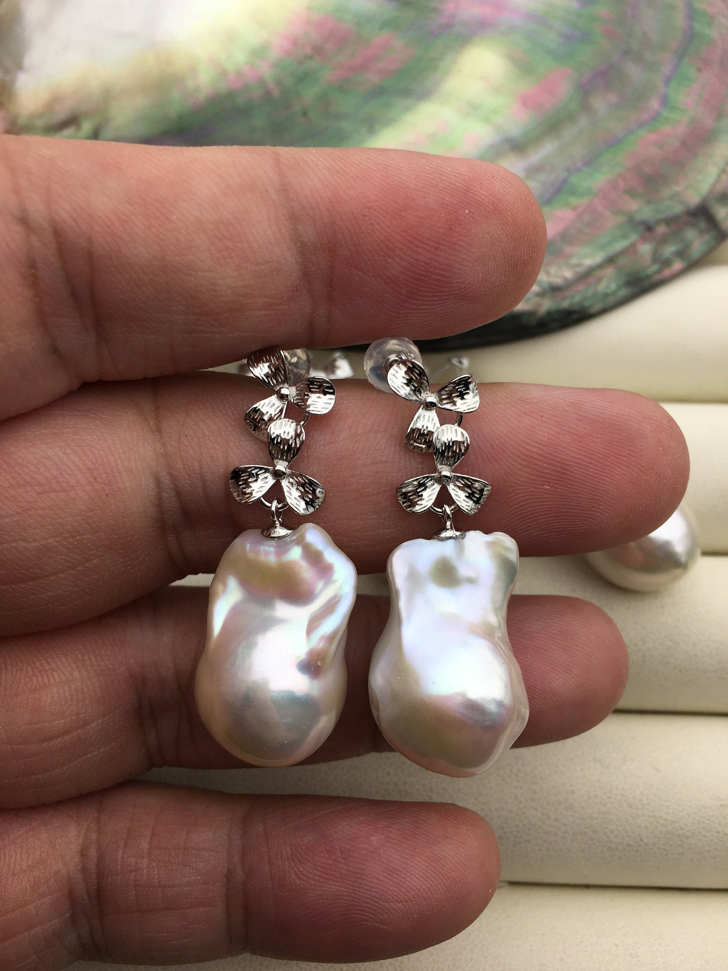 1 pair AA+ 14-16mmx20-28mm flame ball pearl stud earrings,sterling silver,earring with white baroque Natural Pearl,SE3-031-2