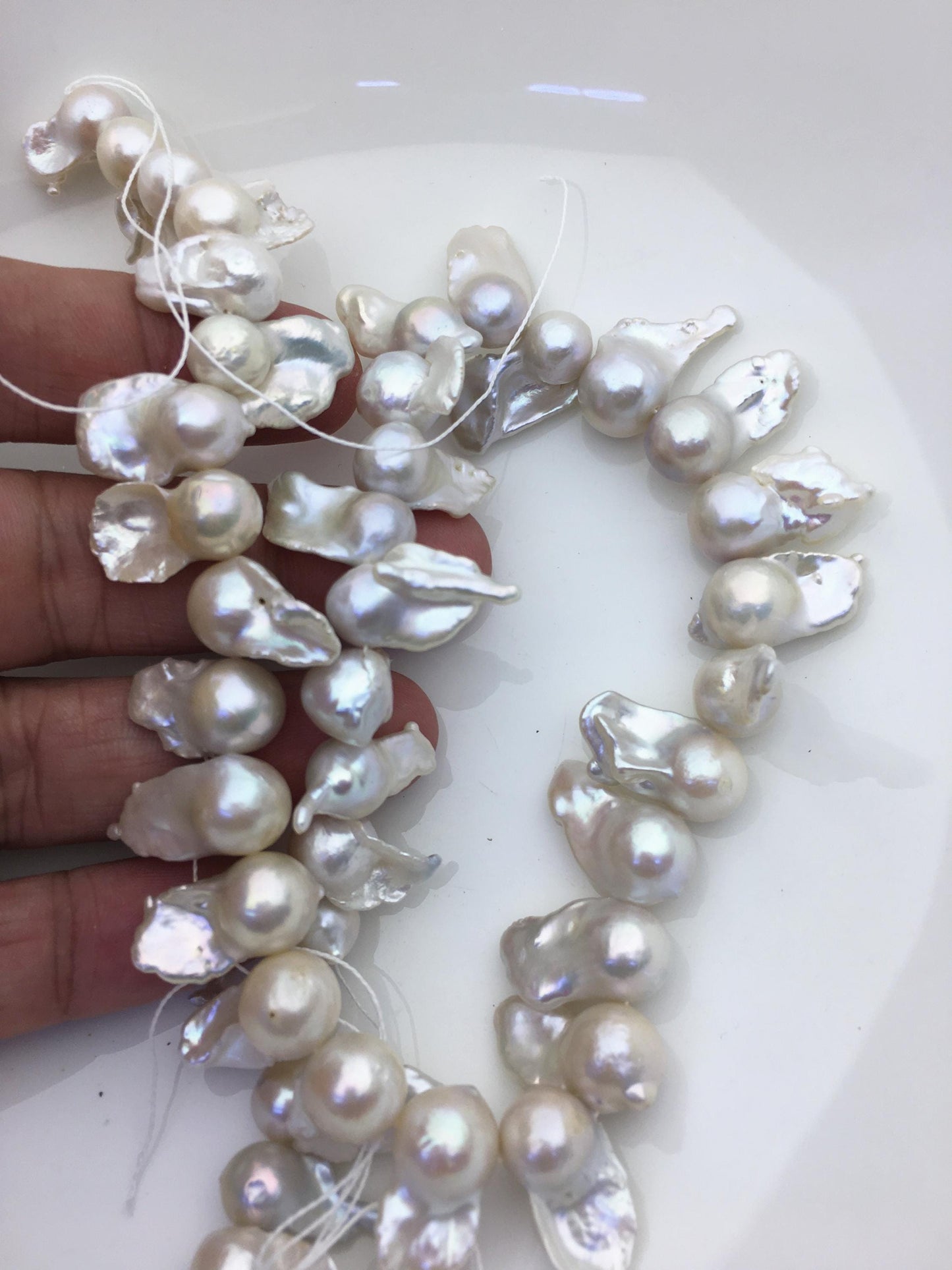 15.5'' AA+ 9-11mm white flame ball pearl,FL15-2A-5-4