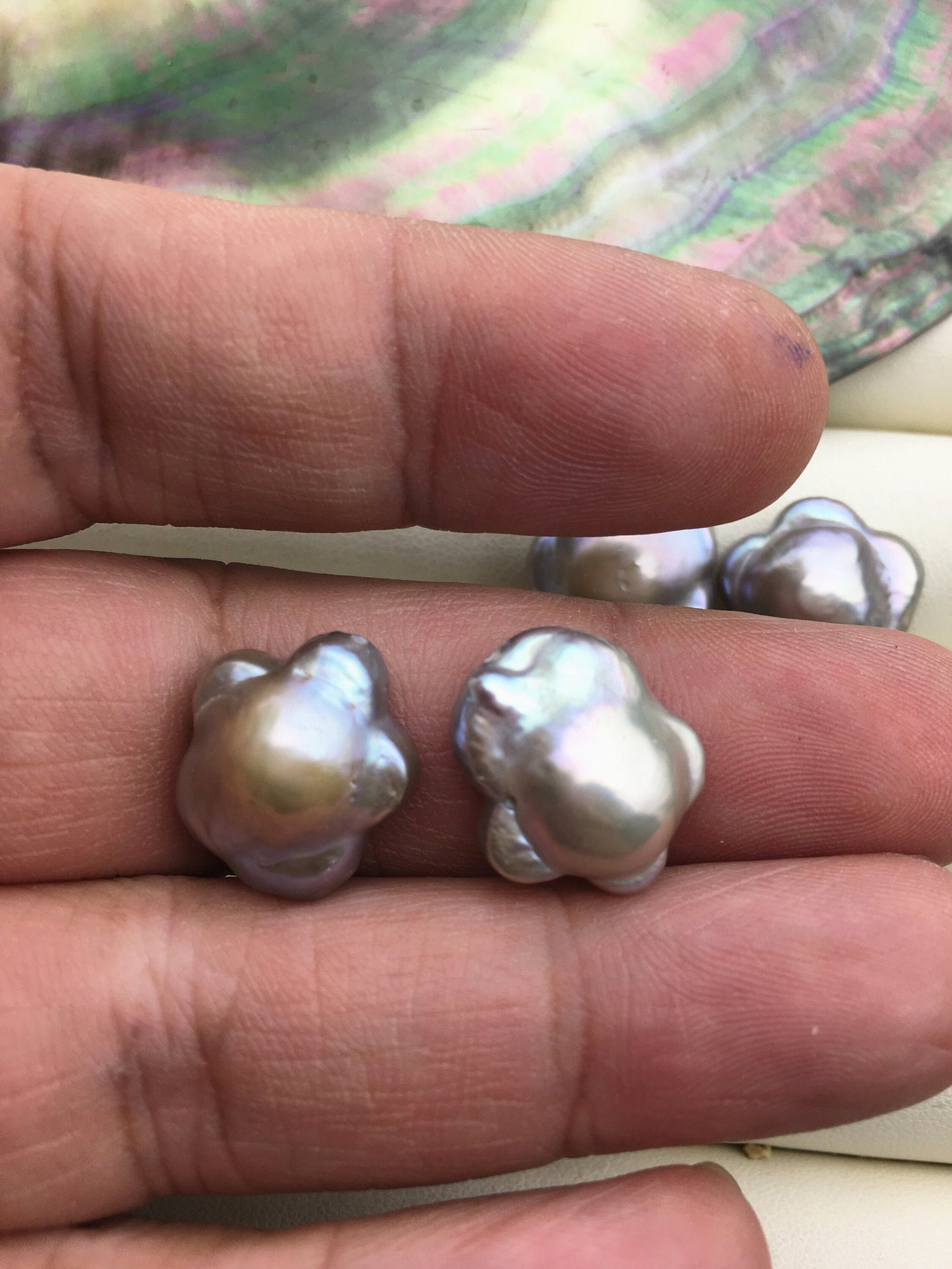 1 pairs AA+ 15-16mm Gray Brown Plum blossom Freshwater Pearl Piar,0.8mm through hole,ZS-103-37-12