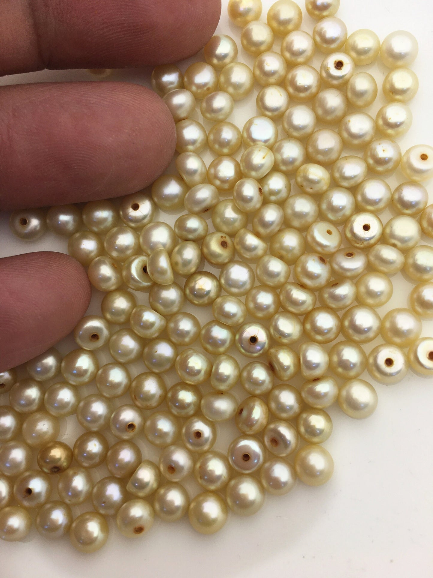 30pcs AAA 5-5.5mm light yellow button round freshwater pearl,0.9mm half hole,BTN5-T2
