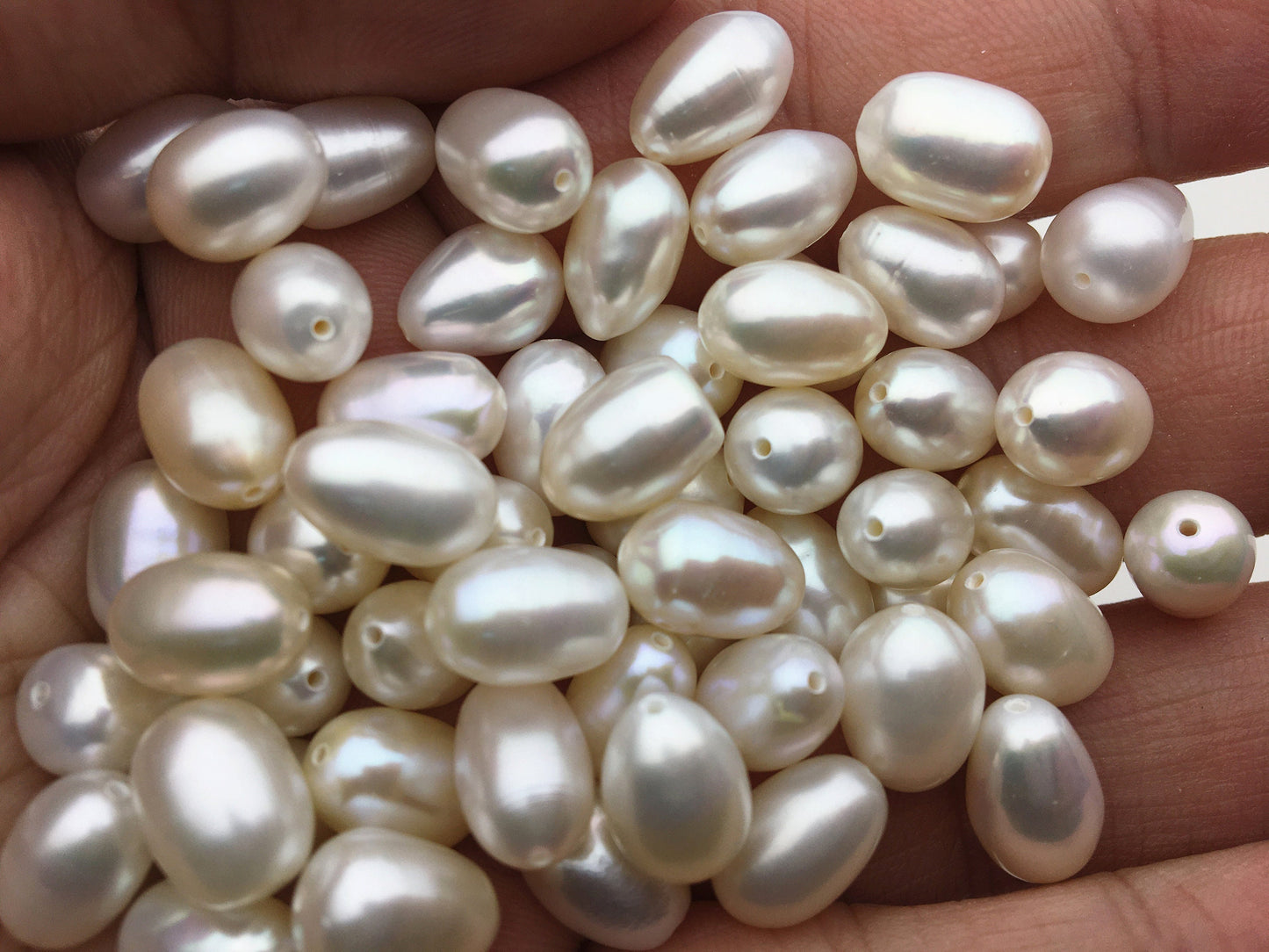 30pcs AAA 7.3-8.3mmx10.5-11.5mm LONG white rice freshwater pearls,white oval pearl,for make dangle pearl earrings,LR8-3A-5-1