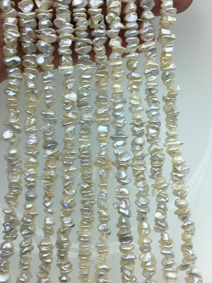 AAA/AA+ 5-6mm tiny white Keshi pearls,Center drilled,ZS-128-11