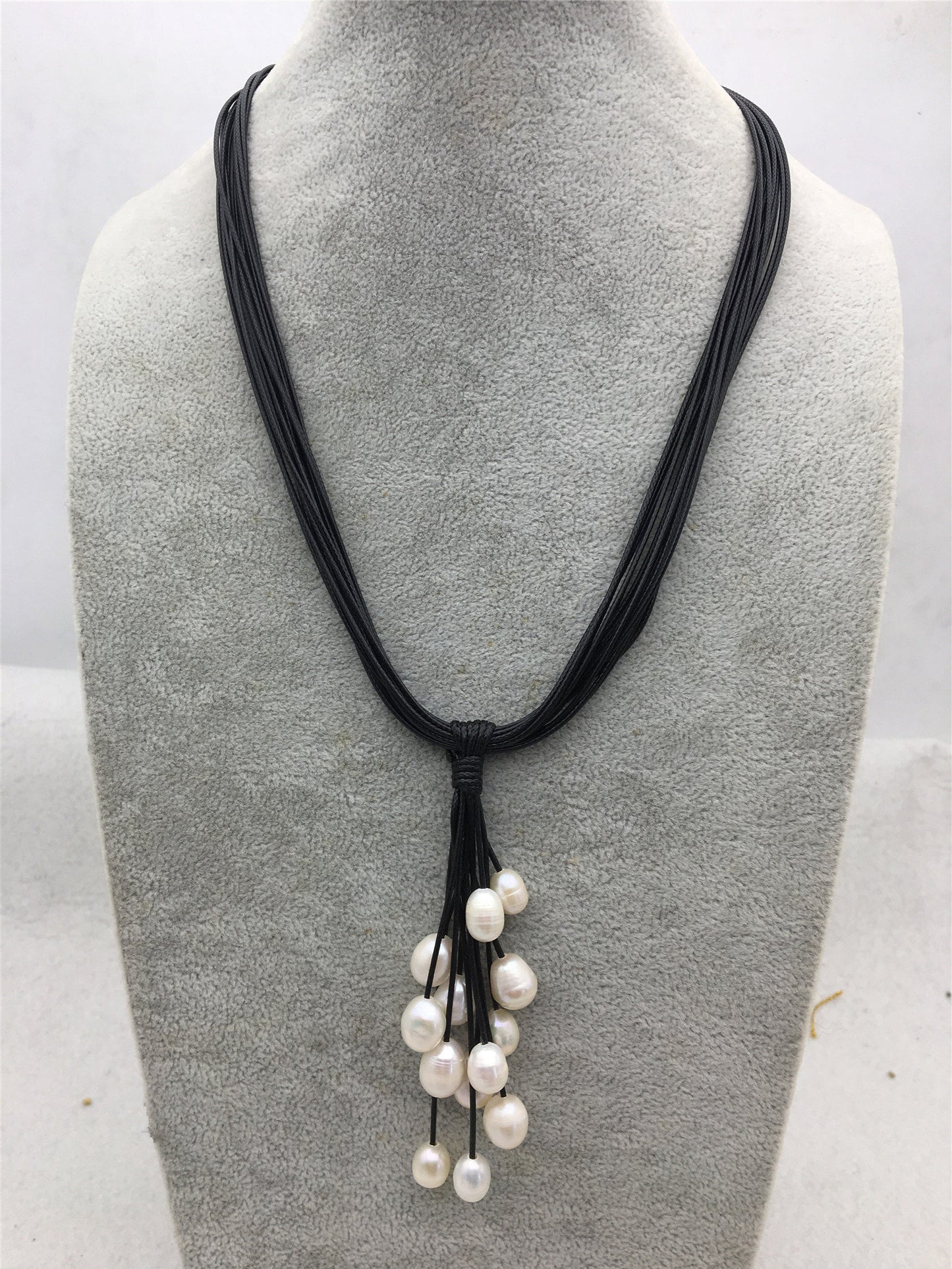 18'' Black Waxed rope White Freshwater Pearl magnet clasp necklace, Rice Freshwater pearl, Le5-044-K