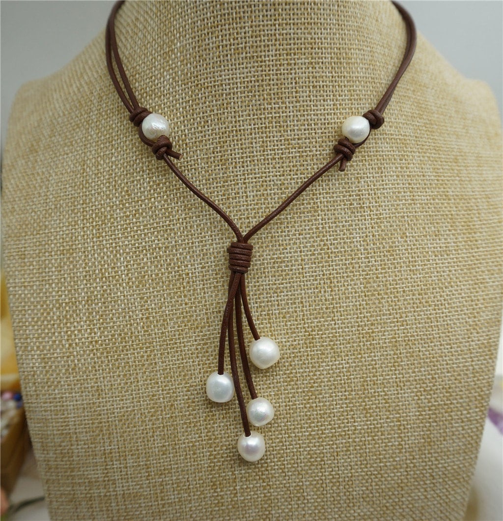 Freshwater Pearl and Leather Lariat Necklace, Light Brwon Leather Pearl necklace, Leather baroque pearl necklace,Le1-037