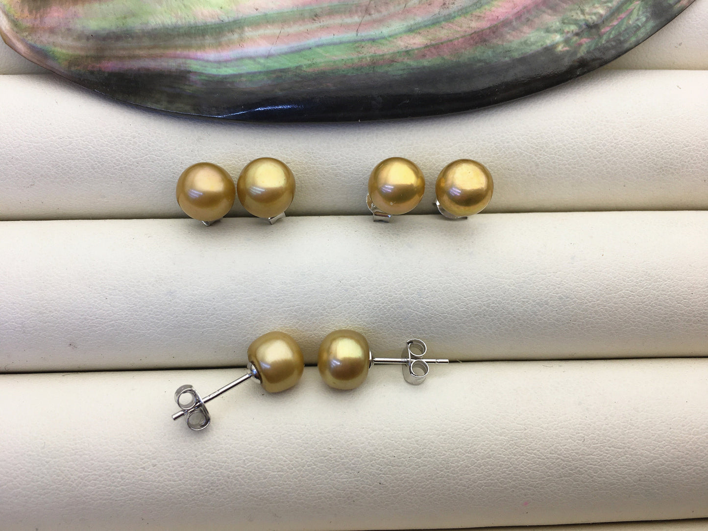 1 pair AAA 6/7/8mm Brown button round Pearl Stud Earrings,freshwater pearl earrings,Wedding,classic pearl studs,SE1-T3