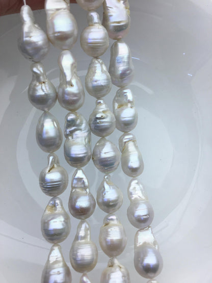 15.5'' AA 12-14mm white long flame ball pearl,FL15-2A-5-71