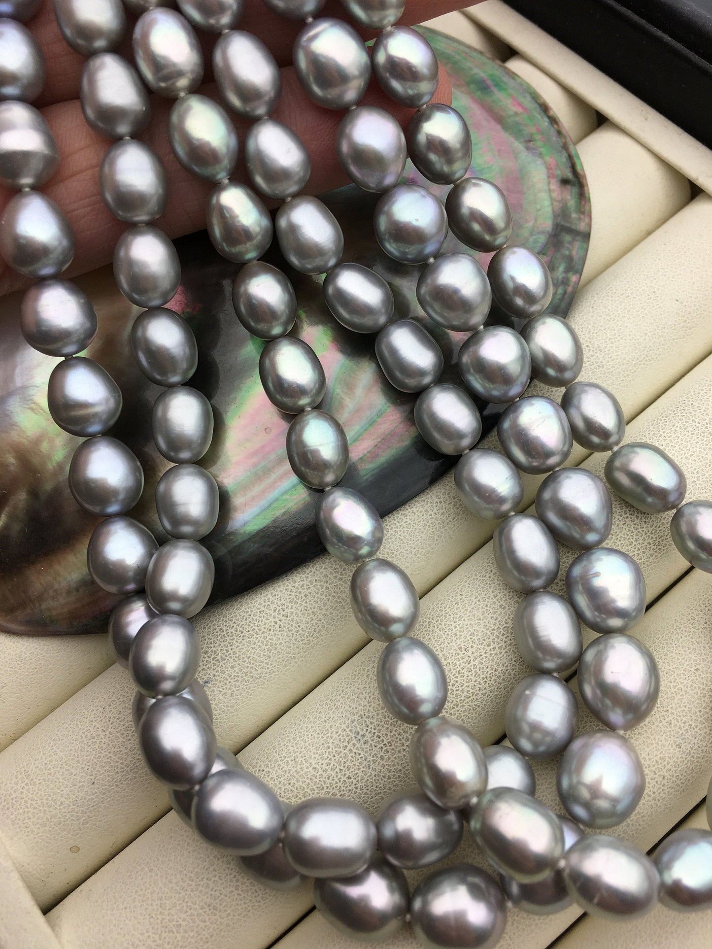 16.5'' 8-8.5mm AA+ gray oval freshwater Pearl necklace,genuine freshwater Pearl necklace,Natural Pearl Necklace,NPN1-026