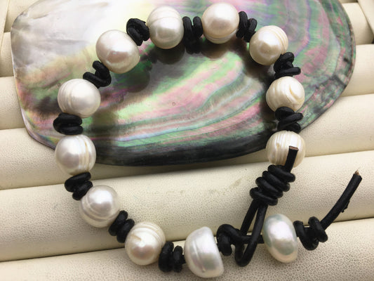 11mm white big pearl black leather HandMade bracelet,Leather Pearls Bracelet, Le21-001