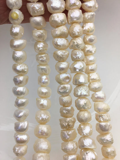 AA+ 9-11mm thorn pearl,genuine freshwater pearl,9-11mm,baroque pearl,SM10-T3