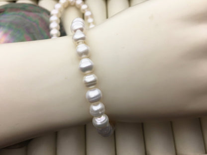 2ps AA 7'' 7.4-8.4mm white button round Freshwater pearl Elastic string Bracelet,B8-031