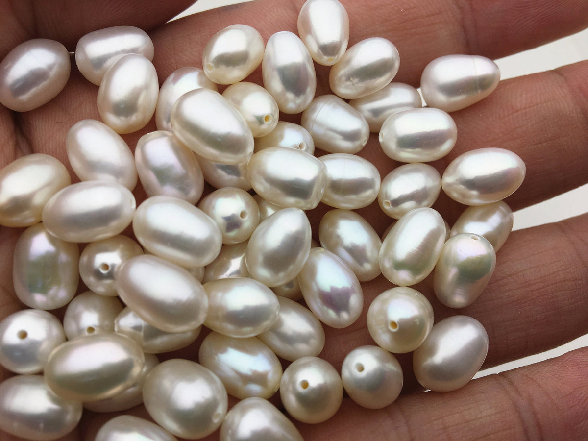 30pcs AAA 7.3-8.3mmx10.5-11.5mm LONG white rice freshwater pearls,white oval pearl,for make dangle pearl earrings,LR8-3A-5-1
