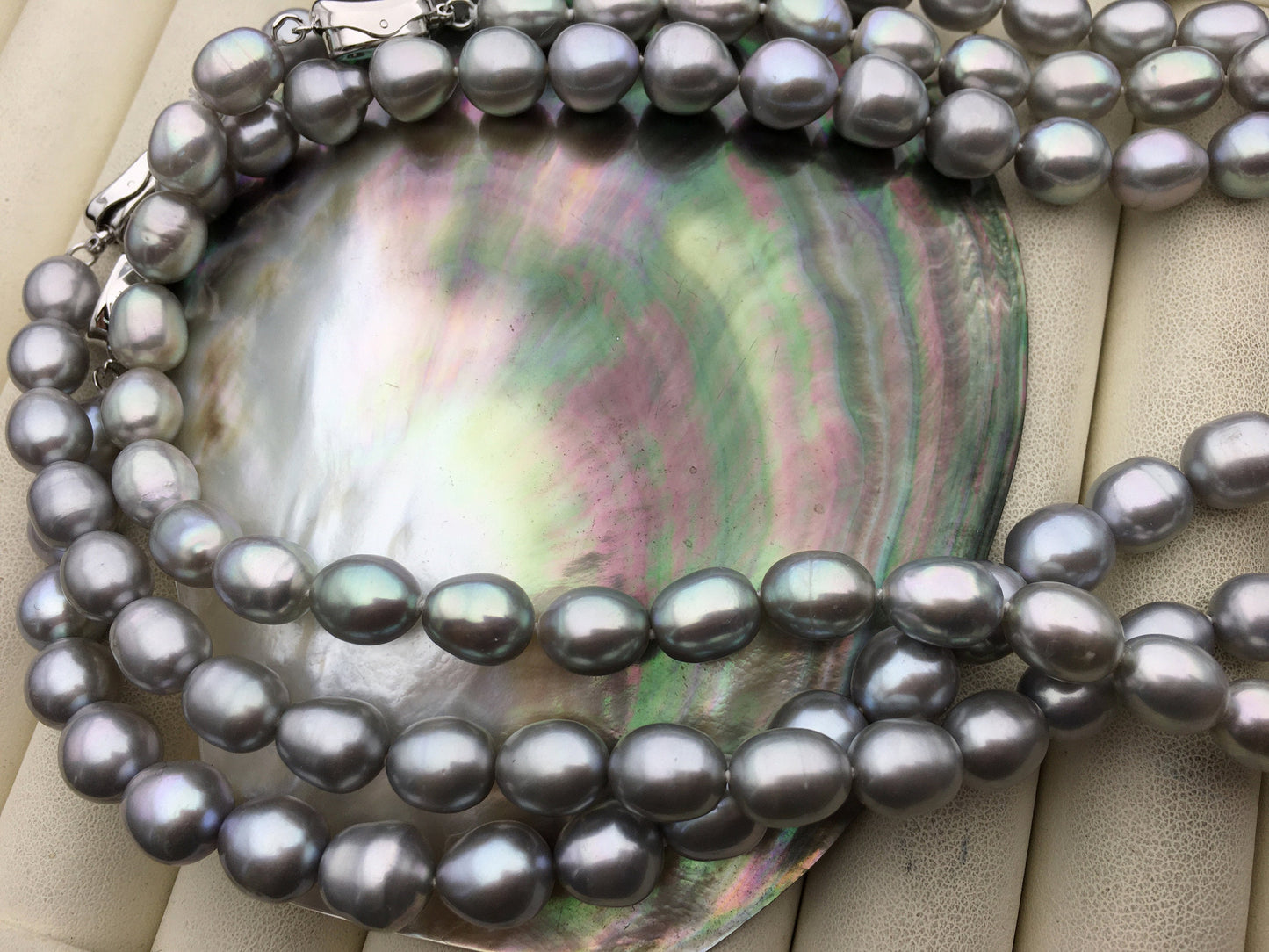 16.5'' 8-8.5mm AA+ gray oval freshwater Pearl necklace,genuine freshwater Pearl necklace,Natural Pearl Necklace,NPN1-026
