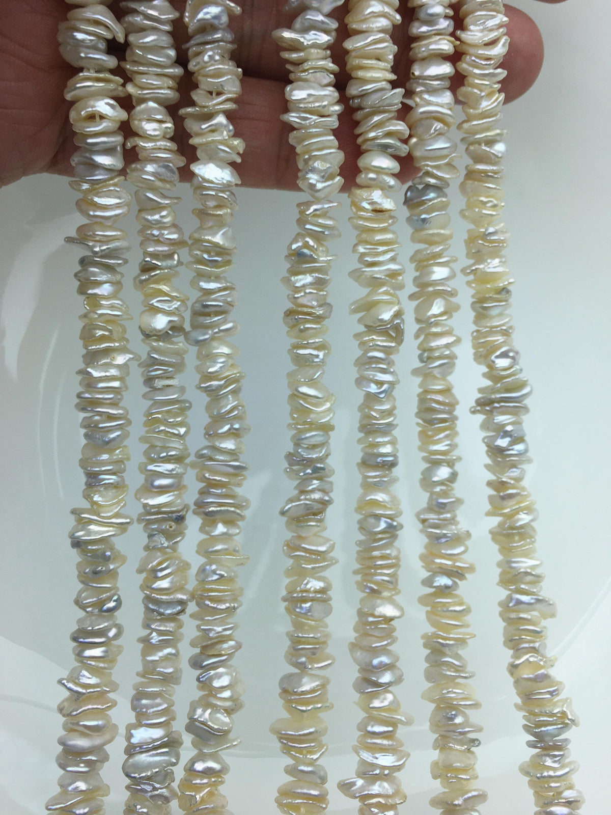 AAA/AA+ 6-7mm White Keshi Freshwater pearls,Center drilled,ZS-128-12