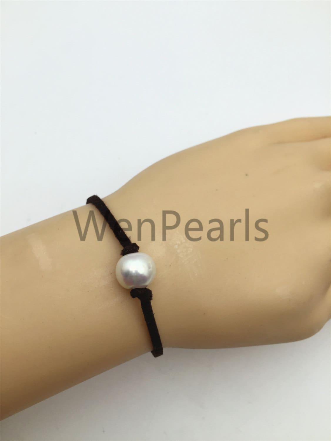 One pearl Leather Pearls Bracelet - 10mm near round pearl - Genuine freshwater pearl - Le7-085