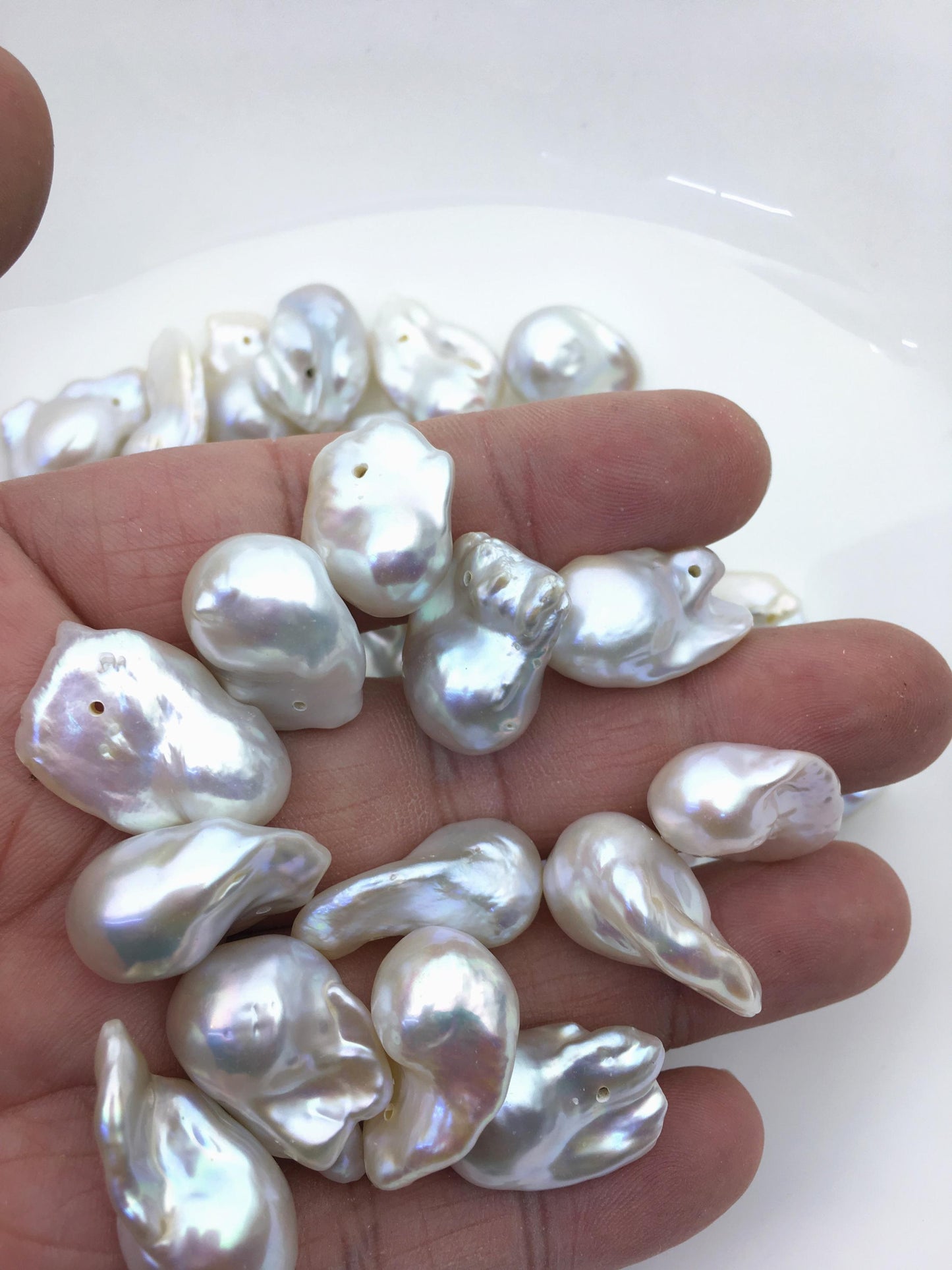 10pcs AAA 13-16mm White Flame ball Pearl - 1.0mm side hole,FL15-T4-13