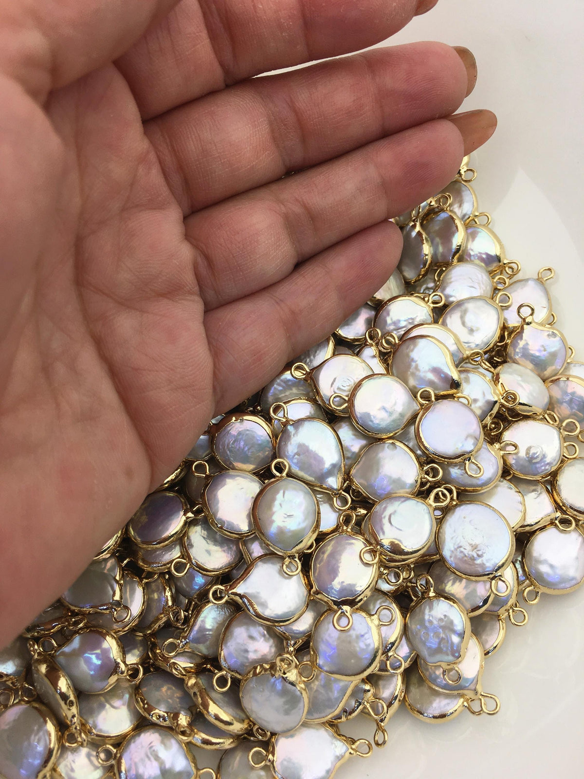 5pcs AA+ 12-13mm White Coin Pearl Double Bail Connector Charm Pendant with Gold Electroplated Edge for make bracelet necklace,EDG-037