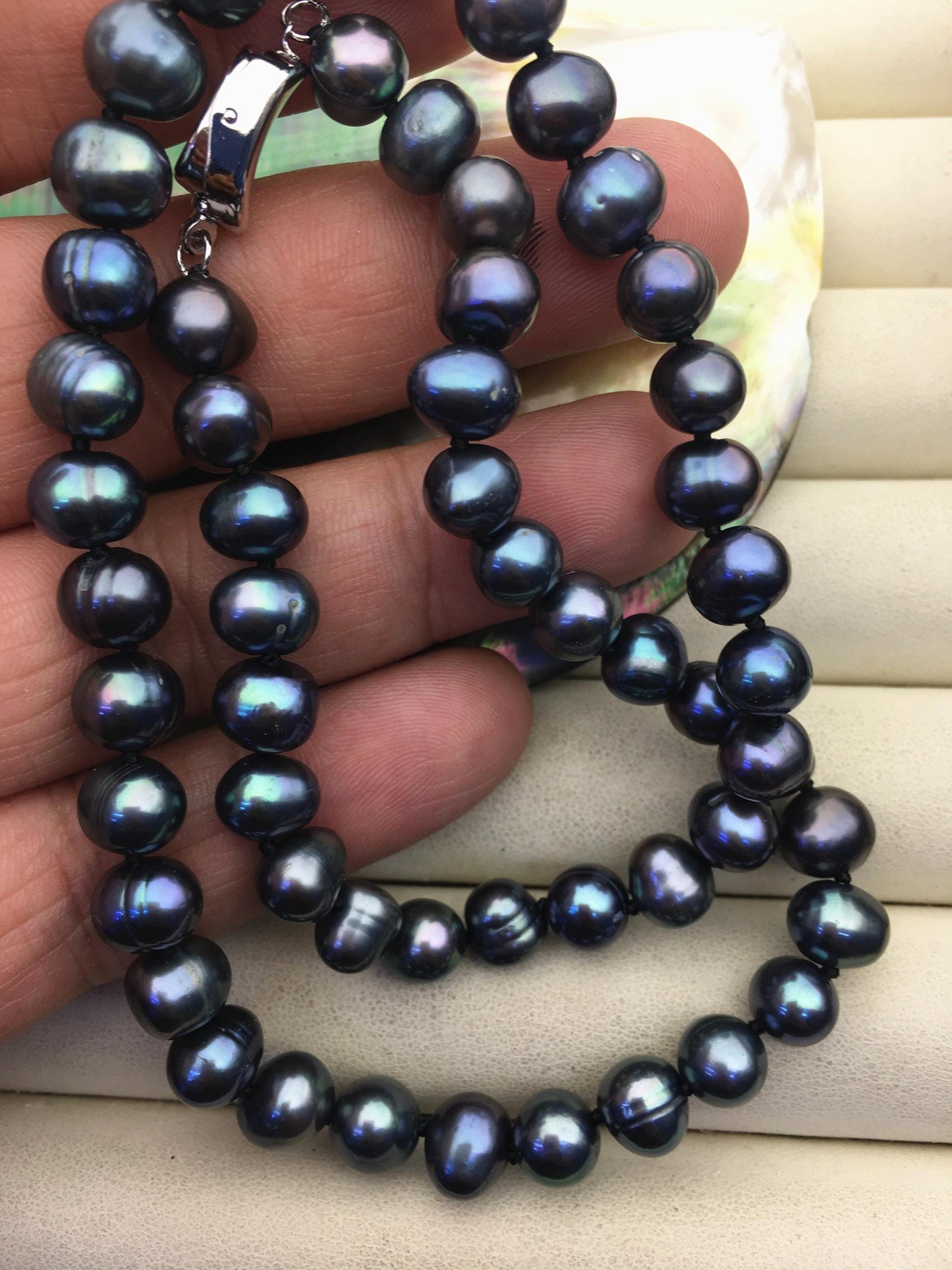 18'' AA+ 7.3-8mm green black near round pearl Necklace,Pearl necklace,NPN1-008
