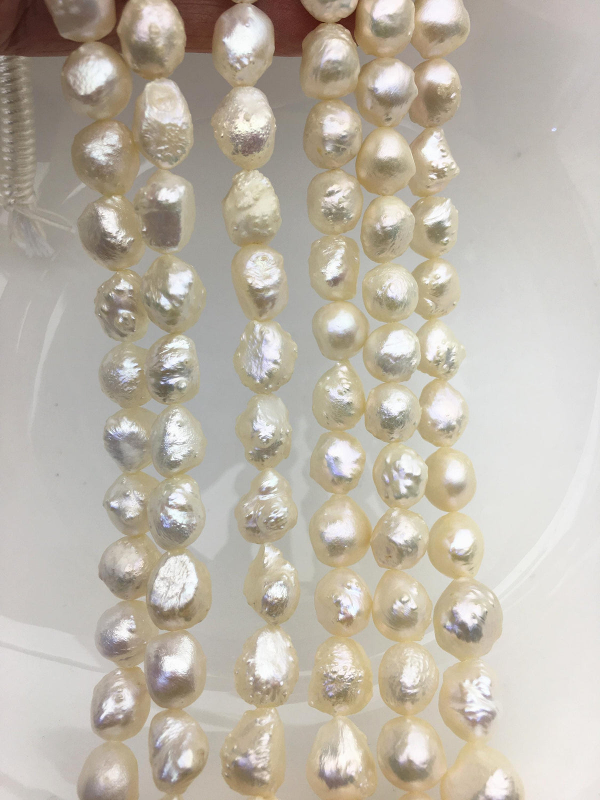 AAA 9-10mm natural white thorn freshwater pearl,LM9-T7