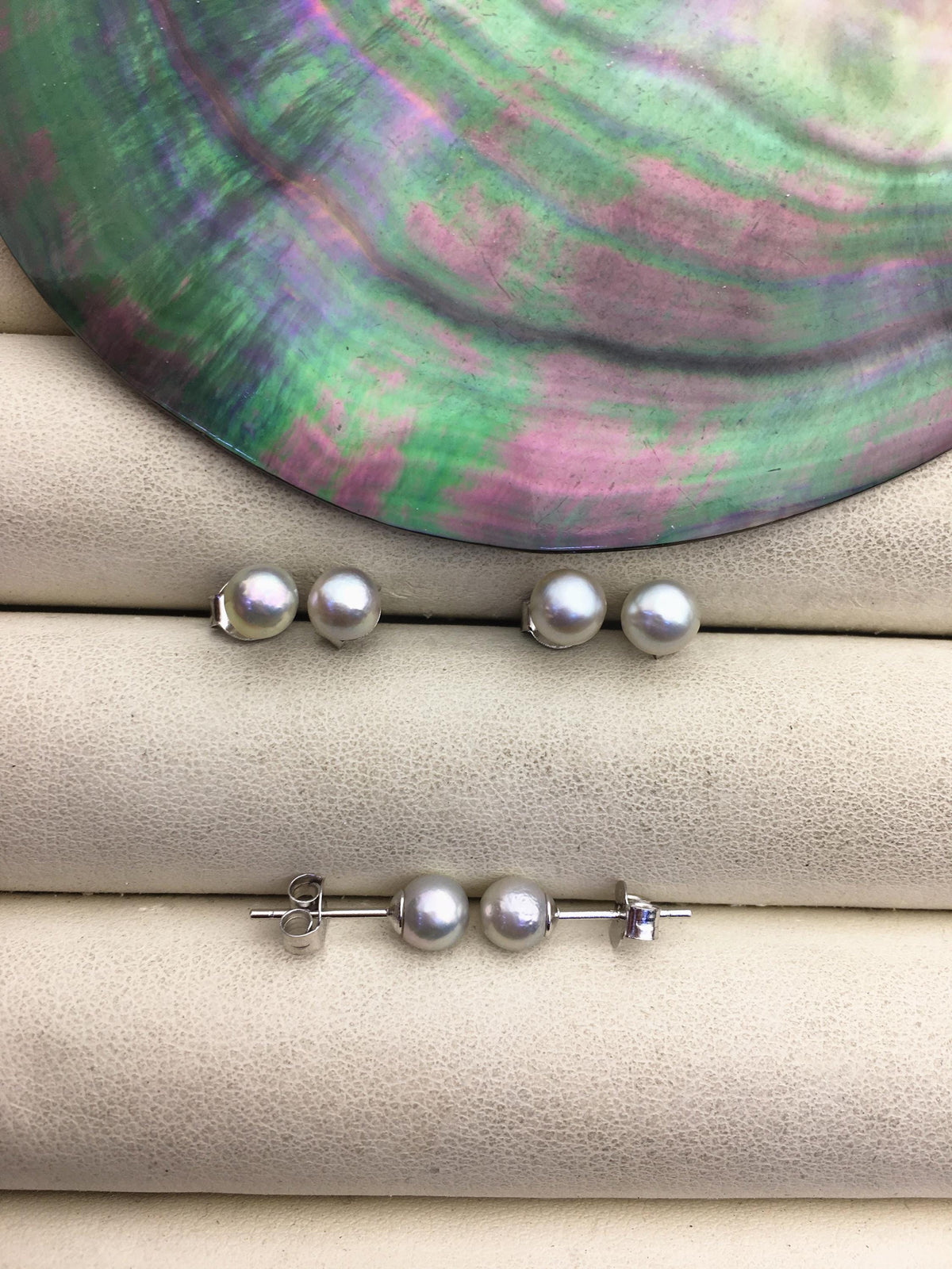 AA+ 5-6mm gray akoya round seawater pearl stud earrings,sterling silver metal,SE3-109-12