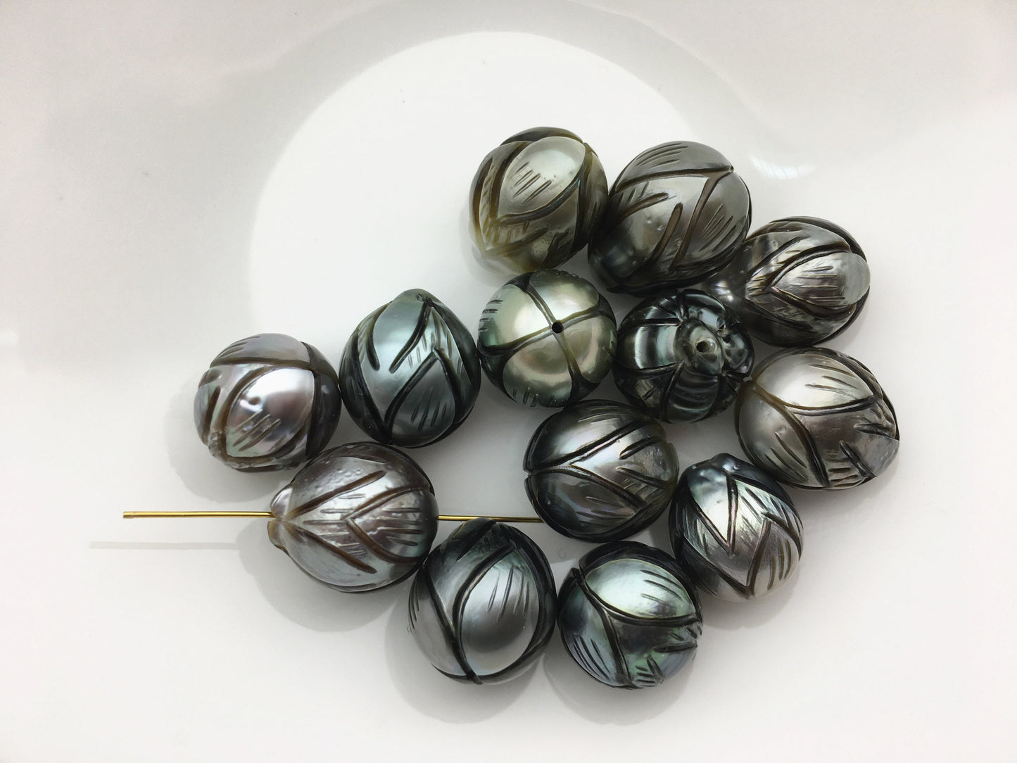 1pc 12-13mm Lotus Flower Carved Tahitian Pearl - Hand Carved - Tattoo Tahitian Pearls, carved pearls, flower designs,CAC-FLW-9-14