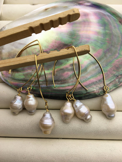 1 pair White 11mm big baroque freshwater pearl dangle earrings,wedding pearl earrings,SE3-131-13