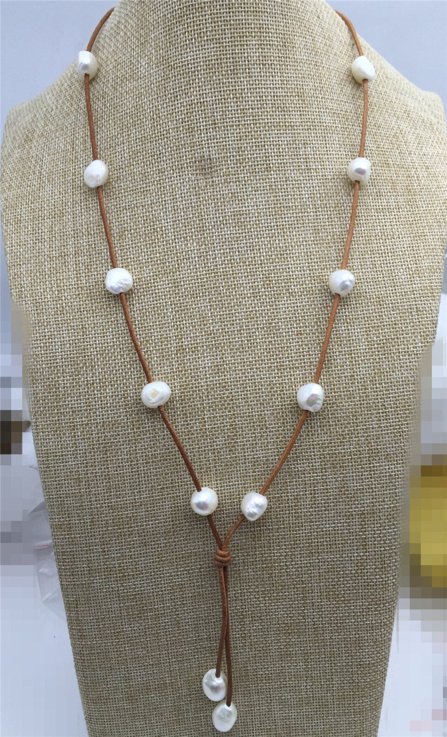 Freshwater Pearl and Leather Lariat Necklace, Light Brwon Leather Pearl necklace, Leather baroque pearl necklace,Le1-034