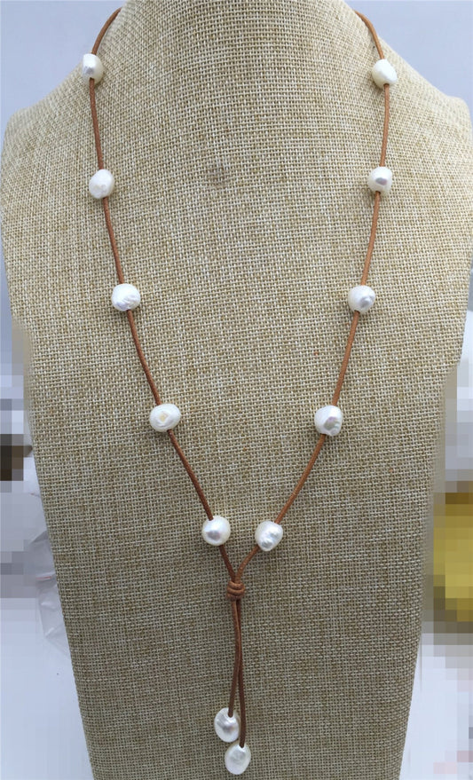 Freshwater Pearl and Leather Lariat Necklace, Light Brwon Leather Pearl necklace, Leather baroque pearl necklace,Le1-034