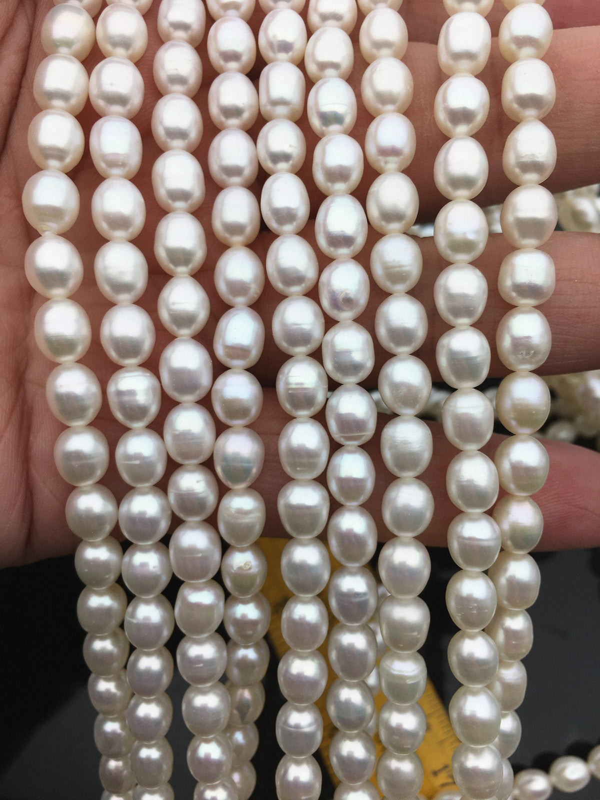 AA+ 5.7-6.3mm*7-7.6mm white oval rice freshwater pearls,diy pearl beads,gift for her,Christmas,LR6-2A-2