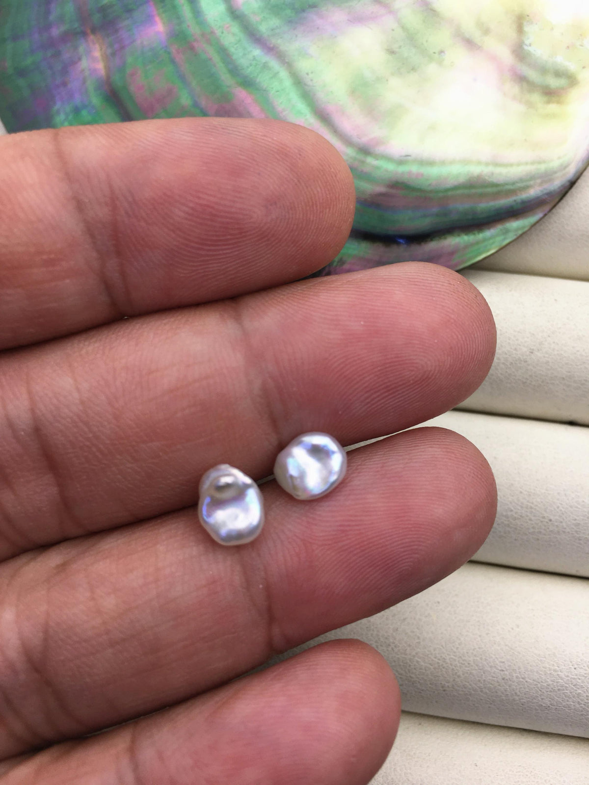 2 pairs AAA 6-7mm White keshi pearls Pair,for make stud earrings,half hole,loose pearl beads,very high luster,ZS-127-62-2
