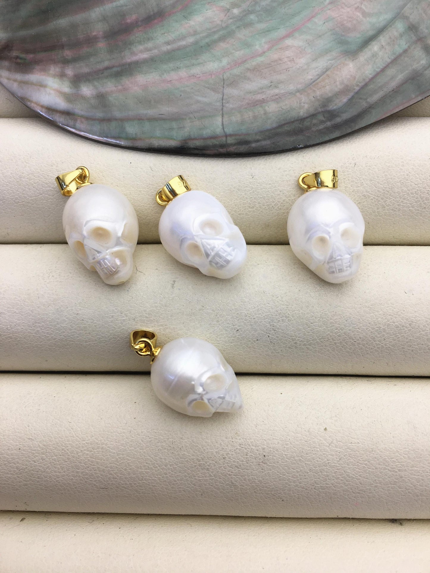 1pc AAA 9-11mm White HandMade Carved Skull Freshwater Pearl Beads For necklace pendant earrings,DIY pearl,NC1-010