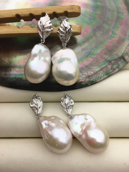 1 pair AAA 14-16mmx20-28mm white flame ball pearl leaf stud earrings,earring with white baroque Natural Pearl,SE3-031-13