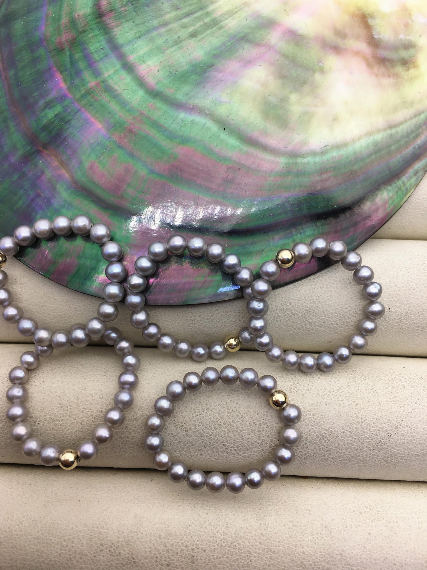 2pcs Fashion AAA 3-4mm tiny gray round pearl 14k goldfilled gold ball elastic ring,R1-025