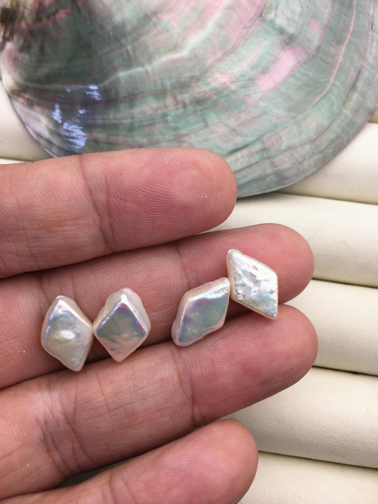 2 pairs AA+ 9-10mm white rhombus diamond Shape Freshwater Pearl loose Beads Piar,wholesale,ZS-103-37-73