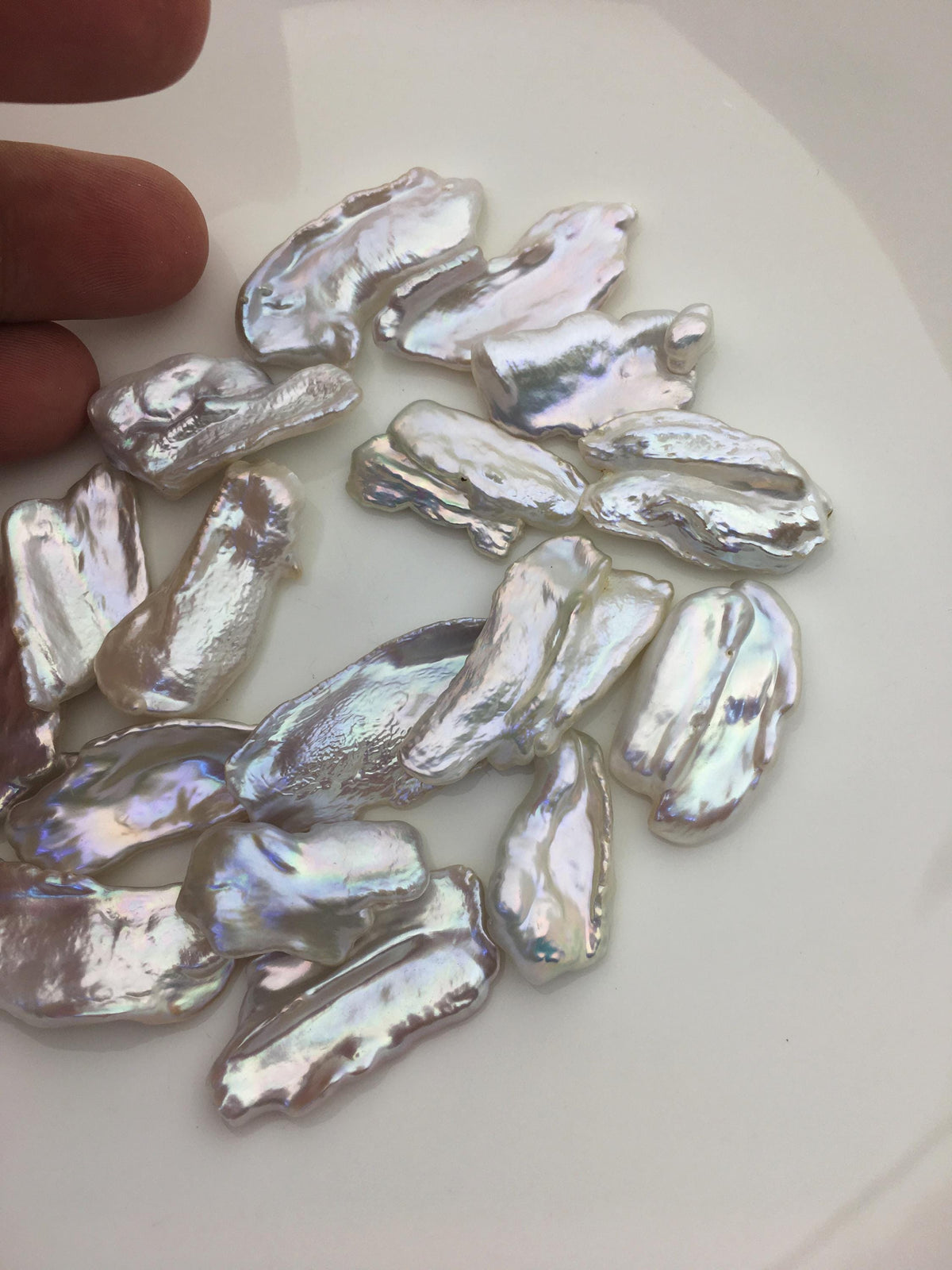 17pcs AAA 13-18mm big white thin biwa keshi Freshwater Pearls, no hole,ZS-80-1-7