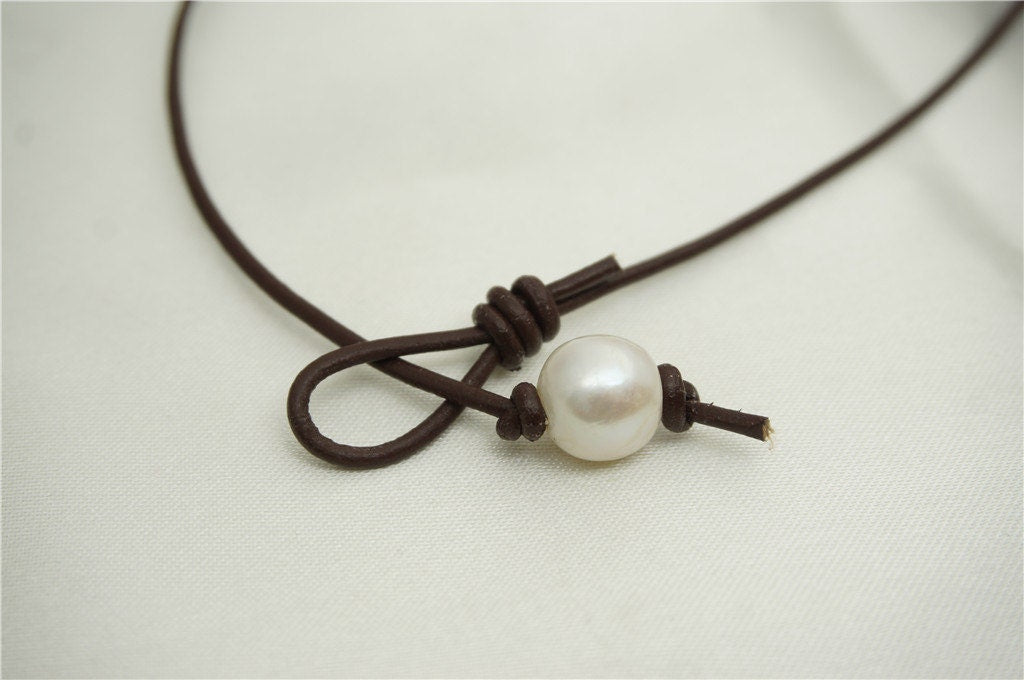 Freshwater Pearl and Leather Lariat Necklace, Light Brwon Leather Pearl necklace, Leather baroque pearl necklace,Le1-072