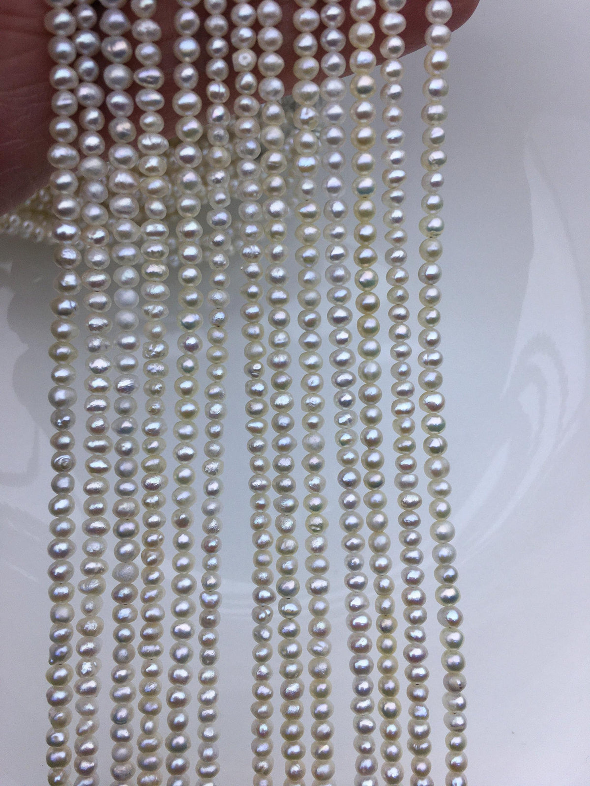 AA 3.5-4mm tiny button potato freshwater pearls,Rondelle pearl Beads,ivory freshwater pearl,loose strands,SM3-2A-1